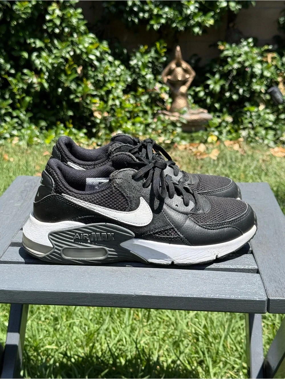 Nike Air Max Women’s Sneaker Shoe Size 7 Black White